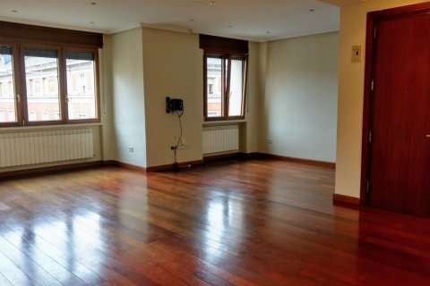 Apartamento en Madrid, España 3 dormitorios, 115 m2 No. 150060