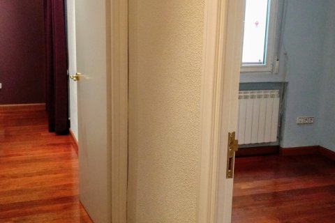 Apartamento en alquiler en Madrid, España 3 dormitorios, 115 m2 No. 150060 - foto 22