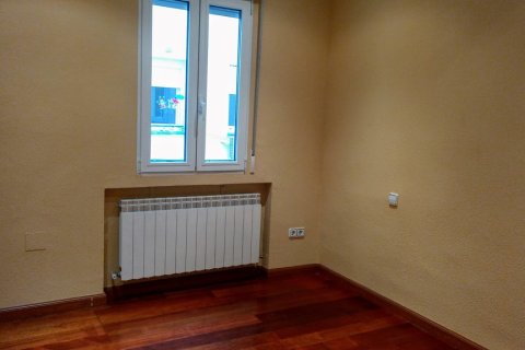 Apartamento en alquiler en Madrid, España 3 dormitorios, 115 m2 No. 150060 - foto 15