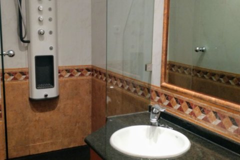 Apartamento en alquiler en Madrid, España 3 dormitorios, 115 m2 No. 150060 - foto 27