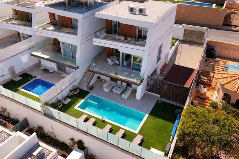 Villa in Villamartin, Alicante, Spain 3 bedrooms, 102 sq.m. No. 161061