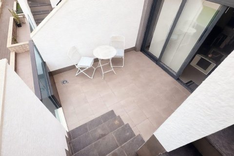 Apartament w Torrevieja, Alicante, Hiszpania 2 sypialnie, 70 mkw. nr 161058 – zdjęcie 10