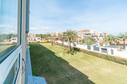 Apartament w Punta Prima, Alicante, Hiszpania 2 sypialnie, 73 mkw. nr 161055 – zdjęcie 28