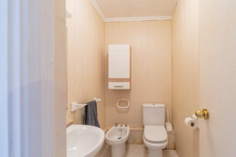 Apartament w Torrevieja, Alicante, Hiszpania 2 sypialnie, 73 mkw. nr 161055 – zdjęcie 9