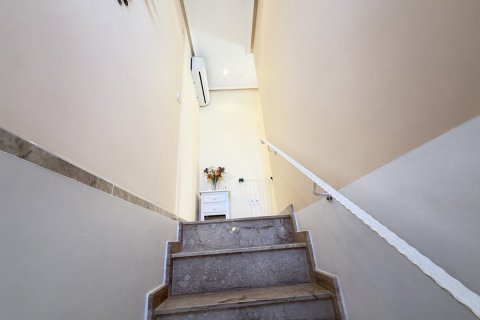 Villa for sale in Villamartin, Alicante, Spain 3 bedrooms, 105 sq.m. No. 161057 - photo 17