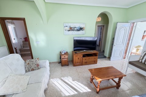 Villa for sale in Villamartin, Alicante, Spain 3 bedrooms, 105 sq.m. No. 161057 - photo 9