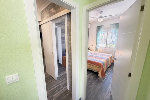 Villa for sale in Villamartin, Alicante, Spain 3 bedrooms, 105 sq.m. No. 161057 - photo 11