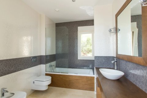 Villa for sale in Moraira, Alicante, Spain 4 bedrooms, 559 sq.m. No. 145033 - photo 19