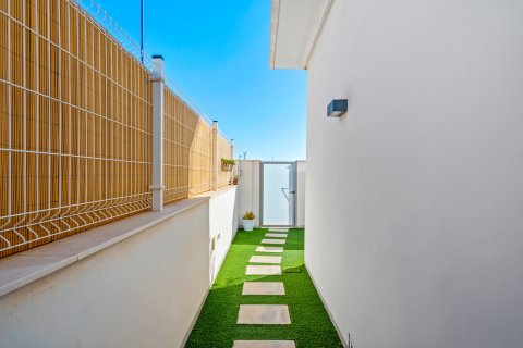 Продажа виллы в Лос-Алькасарес, Мурсия, Испания 3 спальни, 95м2 №147609 - фото 19