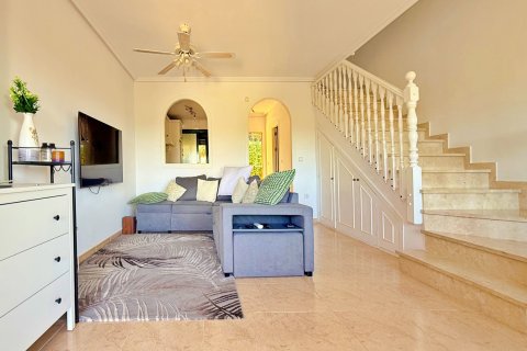 Kaupunkipientalo myytävänä Alicante, Espanja, 2 makuuhuonetta, 83 m2 No. 147604 - kuva 4