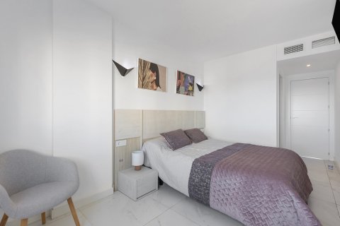Huoneisto myytävänä Torrevieja, Alicante, Espanja, 2 makuuhuonetta, 122 m2 No. 147605 - kuva 25