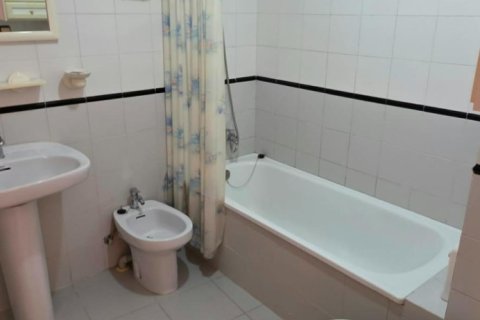 Penthouse for sale in Torrevieja, Alicante, Spain 2 bedrooms,  No. 196070 - photo 10