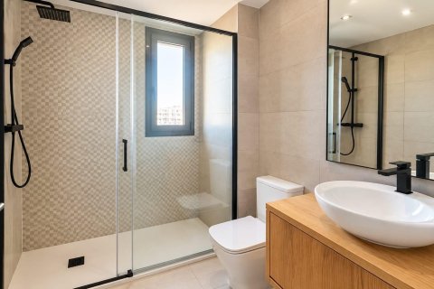 Appartamento in vendita a Alicante, Spagna 3 camere da letto, 105 mq. N° 196068 - foto 14