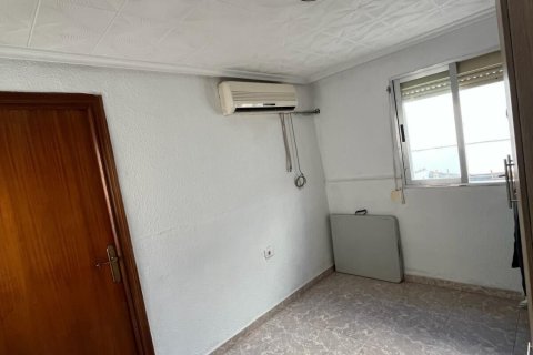 Продажа квартиры в Торрент, Валенсия, Испания 1 спальня, 69м2 №196069 - фото 7