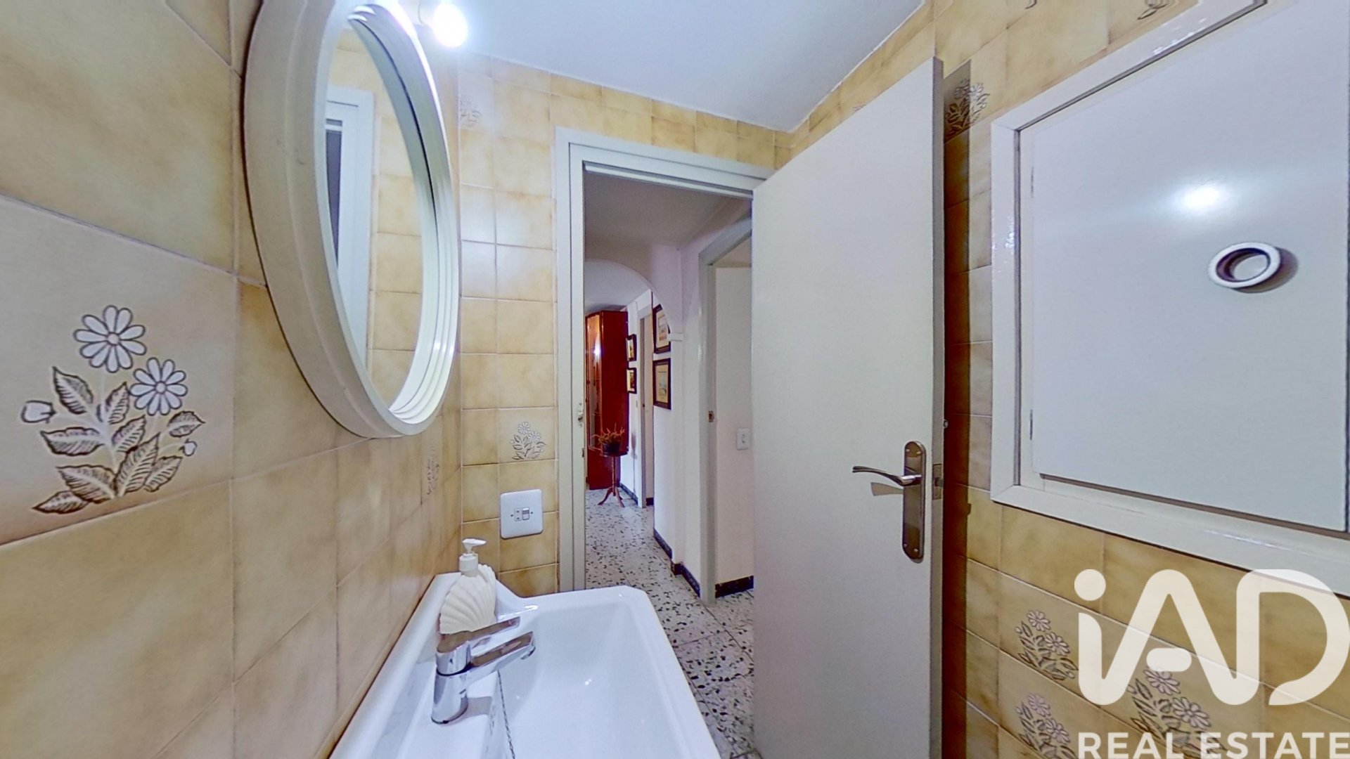 Villetta a schiera in Spagna 4 camere da letto, 382 mq. N° 185475