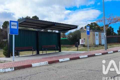 Land plot for sale in Colmenar de Oreja, Madrid, Spain 1134 sq.m. No. 185476 - photo 8
