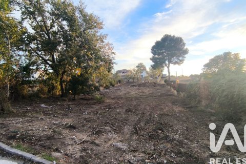 Land plot for sale in Colmenar de Oreja, Madrid, Spain 1134 sq.m. No. 185476 - photo 2