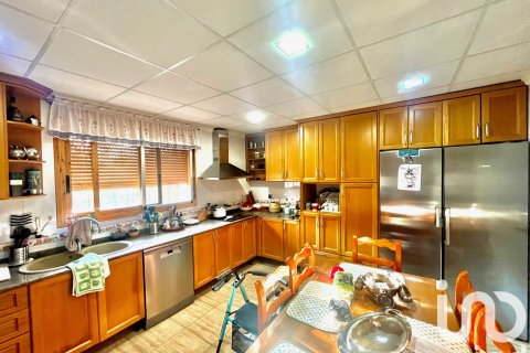 House zum Verkauf in Vinaros, Castellon, Spanien 7 Schlafzimmer, 291 m2 Nr. 153381 - Foto 9