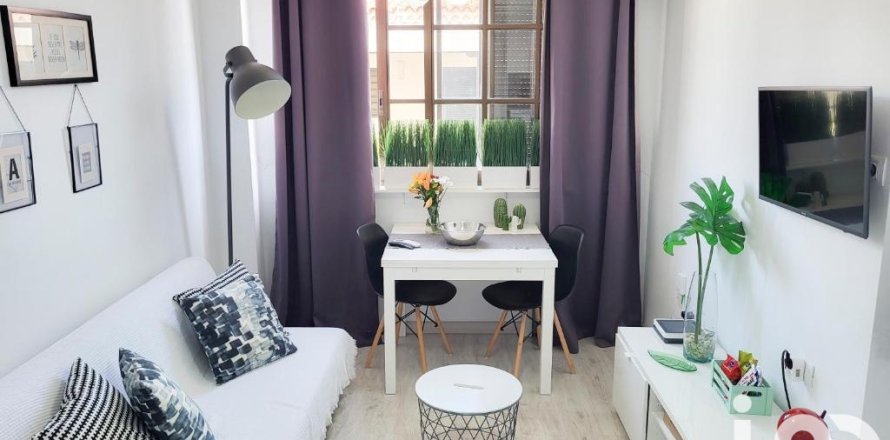 Apartamento en Arona, Tenerife, España 1 dormitorio, 39 m2 No. 153379