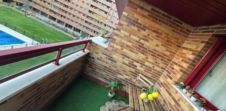 Apartment à Sesena Viejo, Toledo, Espagne 2 chambres, 112 m2 No. 153380