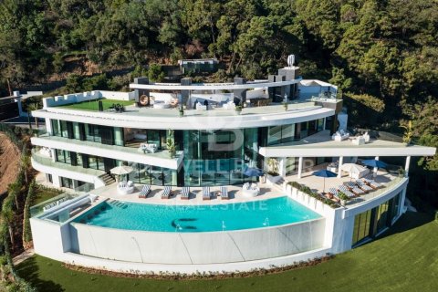 Villa en venta en Benahavís, Málaga, España 9 dormitorios, 2200 m2 No. 159180 - foto 2