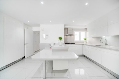 Продажа пентхауса в Пальма-де-Майорка, Майорка, Испания 5 спален, 219м2 №149760 - фото 11