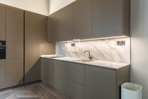 Apartment for sale in Barcelona, Spain 2 bedrooms, 114 sq.m. No. 150793 - photo 17