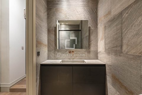 Apartment for sale in Barcelona, Spain 2 bedrooms, 114 sq.m. No. 150793 - photo 20