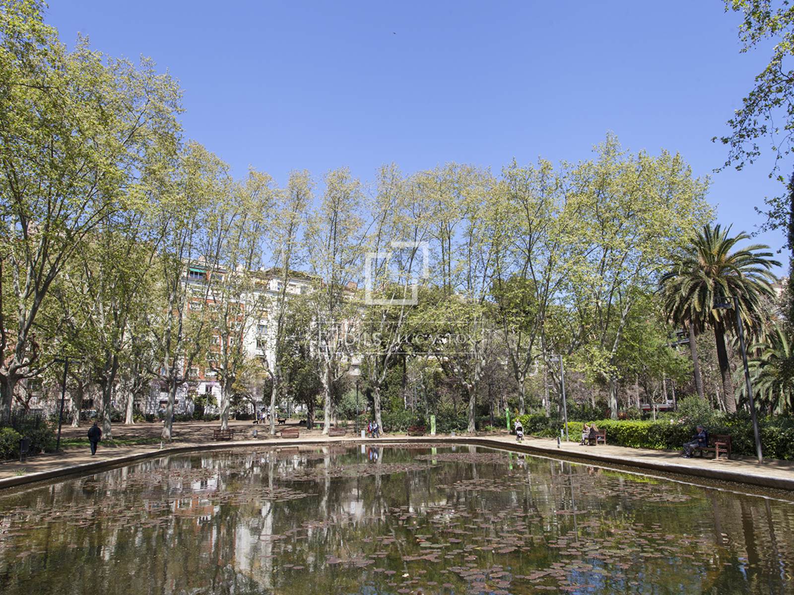 Appartamento a Barcelona, Spagna 5 camere da letto, 390 mq. N° 150790