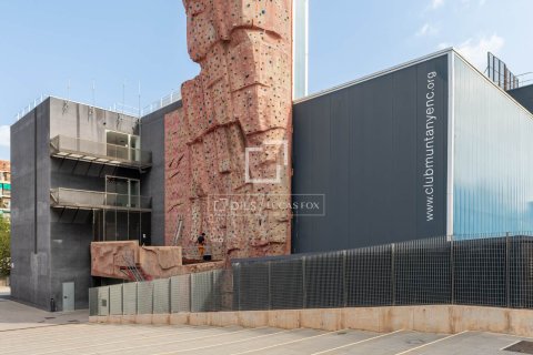 Villa for sale in Valldoreix, Barcelona, Spain 6 bedrooms, 688 sq.m. No. 150794 - photo 24