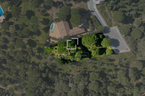 Villa for sale in Sant Andreu de Llavaneres, Barcelona, Spain 4 bedrooms, 442 sq.m. No. 150796 - photo 25