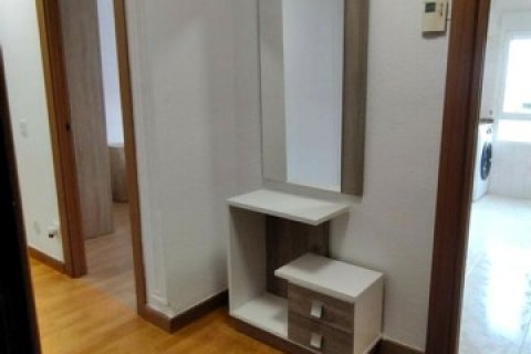 Huoneisto myytävänä Leon, Espanja, 2 makuuhuonetta, 89 m2 No. 184916 - kuva 3