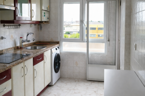 Huoneisto myytävänä Leon, Espanja, 2 makuuhuonetta, 89 m2 No. 184916 - kuva 6