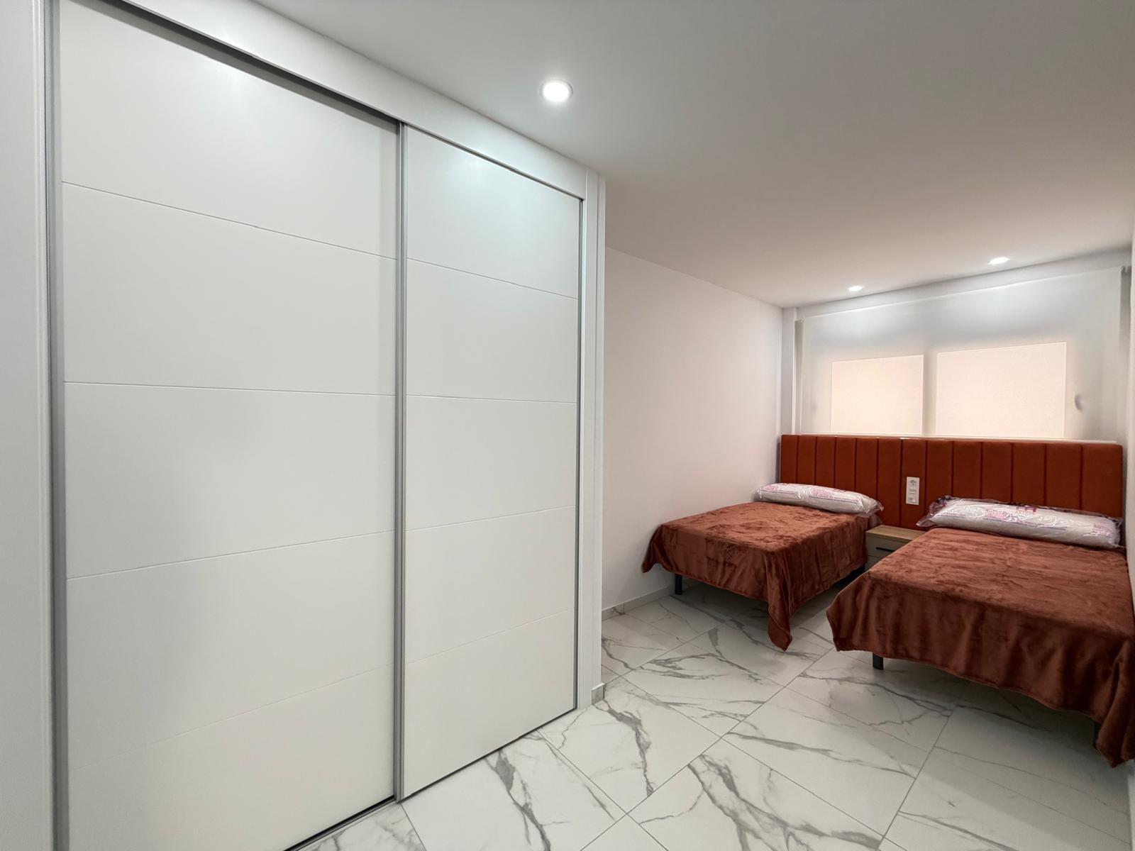 Apartment in Torrevieja, Alicante, Spain 2 bedrooms, 105 sq.m. No. 192464