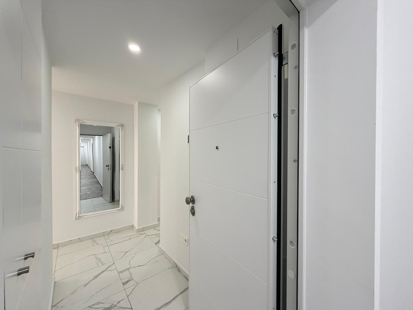 Apartment in Torrevieja, Alicante, Spain 2 bedrooms, 105 sq.m. No. 192464