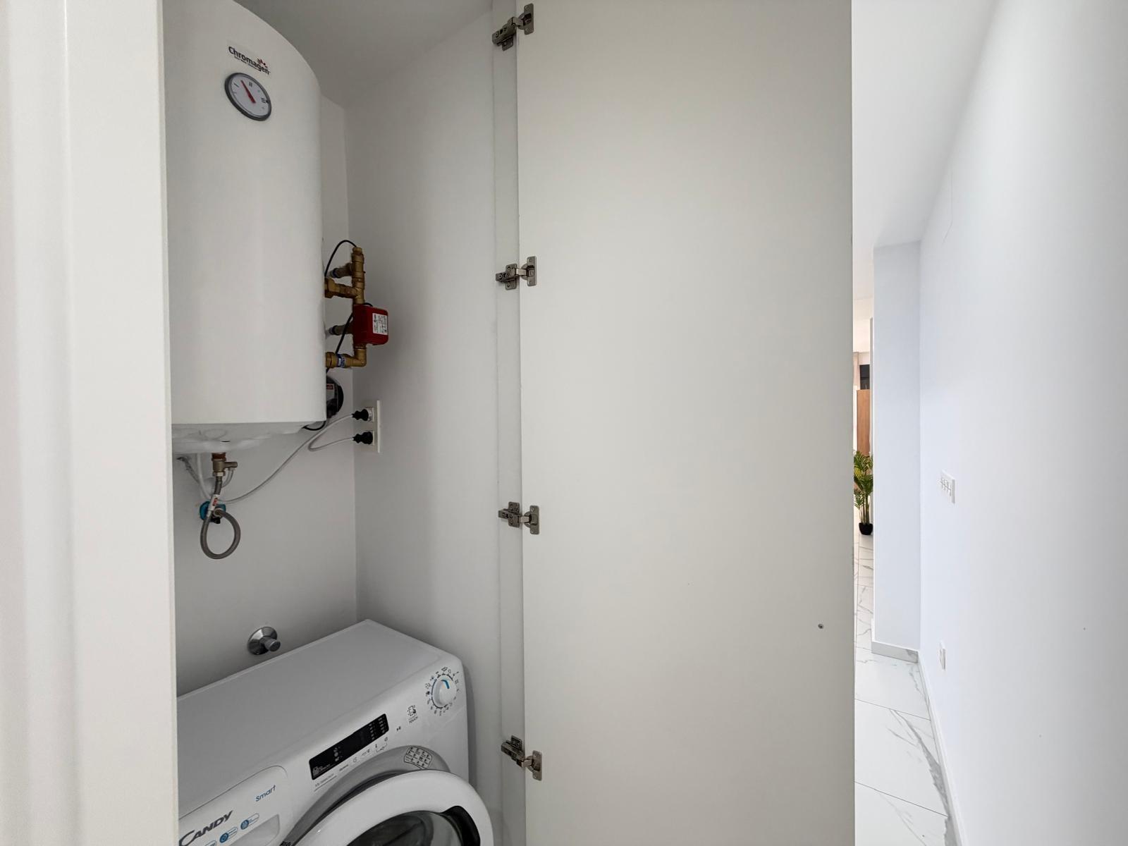 Apartment in Torrevieja, Alicante, Spain 2 bedrooms, 105 sq.m. No. 192464