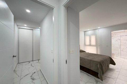 Dzīvoklis pārdošanā Torrevieja, Alicante, Spānijā 2 istabas, 105 m2 Nr. 192464 - attēls 4