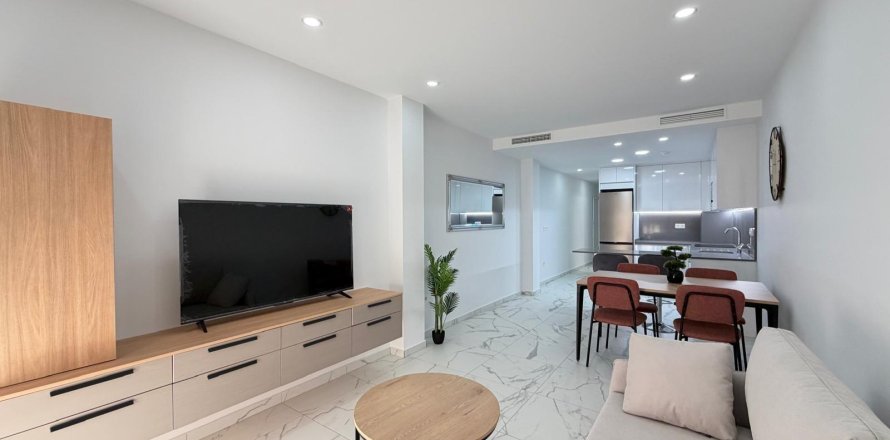 Dzīvoklis Torrevieja, Alicante, Spānijā 2 istabas, 105 m2 Nr. 192464