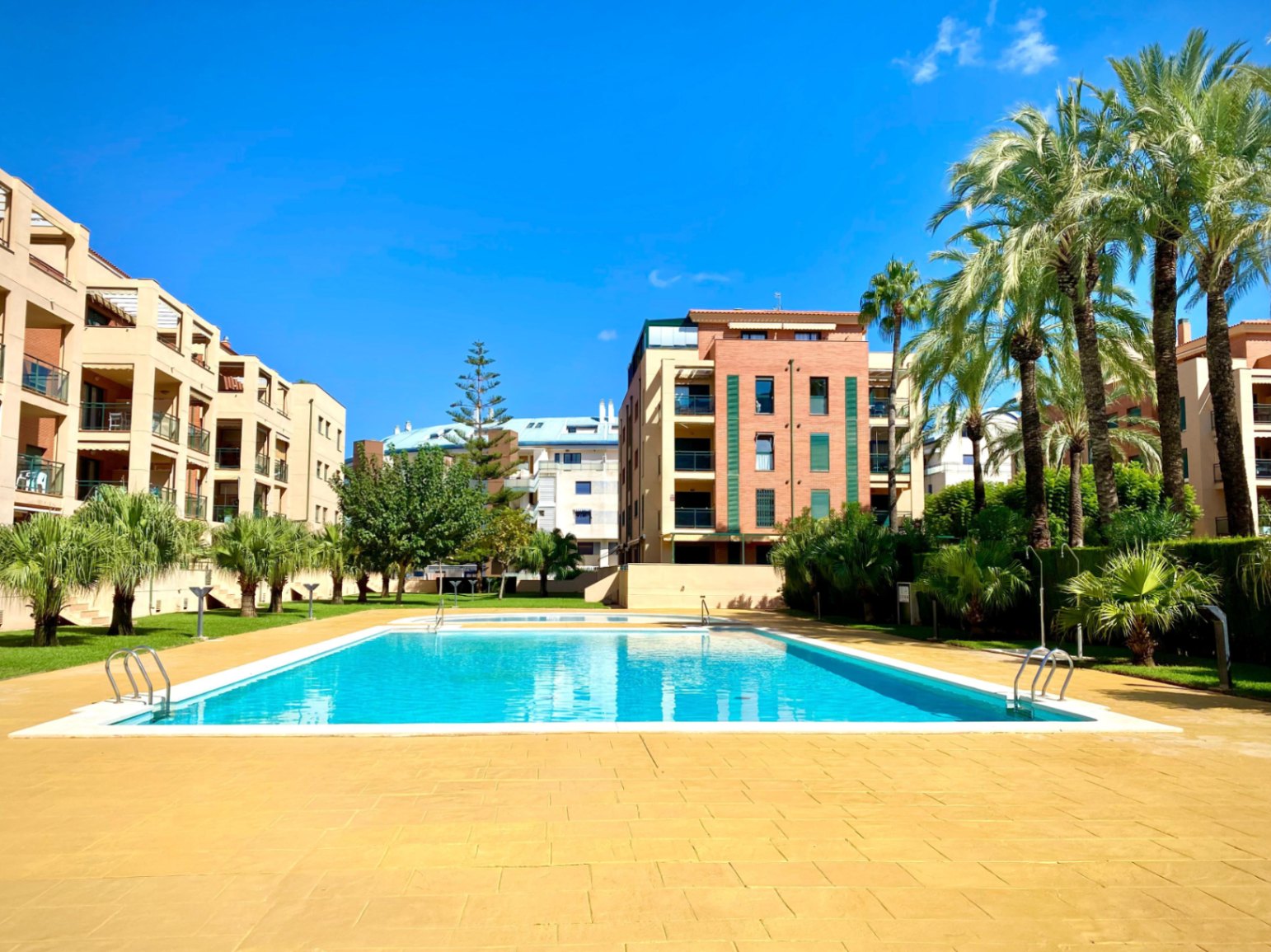 Huoneisto Denia, Alicante, Espanja 2 makuuhuonetta, 97 m2 No. 192469
