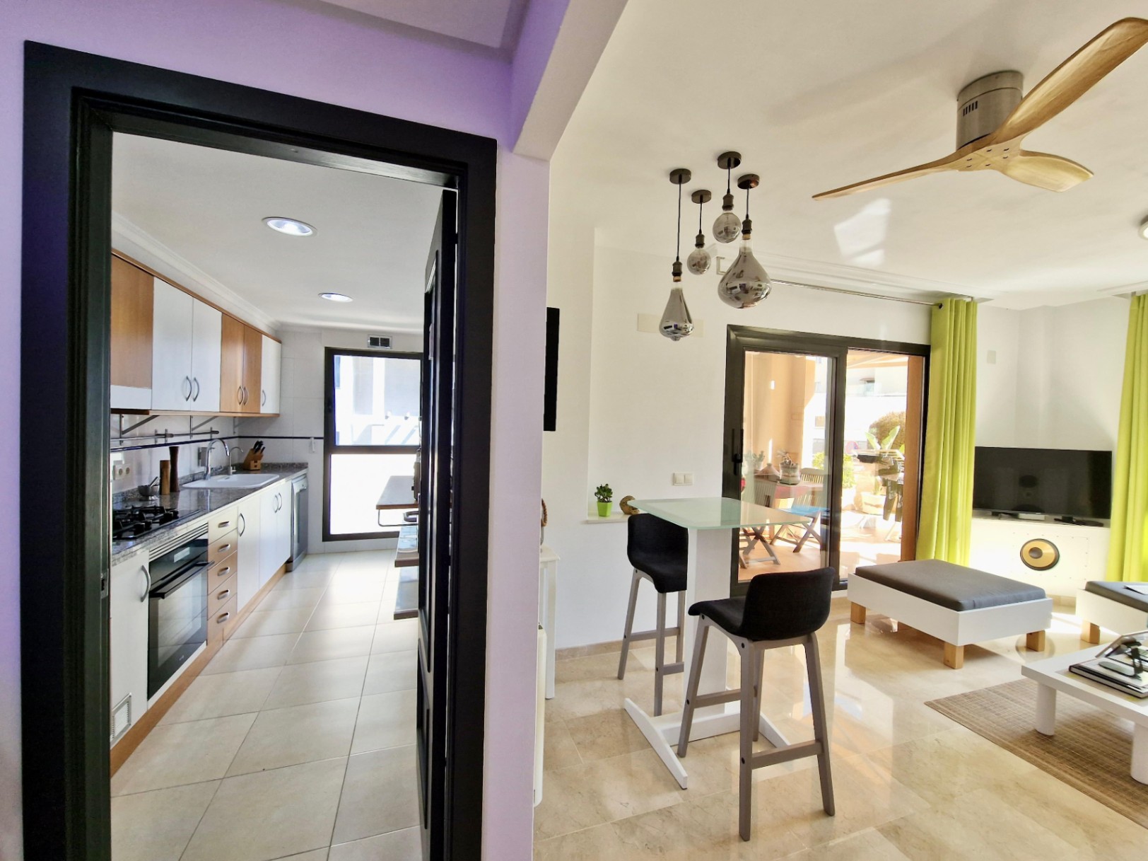 Huoneisto Denia, Alicante, Espanja 2 makuuhuonetta, 97 m2 No. 192469