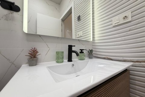 Продажа квартиры в Торревьеха, Аликанте, Испания 2 спальни, 59м2 №184241 - фото 27