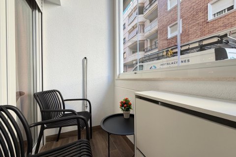 Продажа квартиры в Торревьеха, Аликанте, Испания 2 спальни, 59м2 №184241 - фото 5