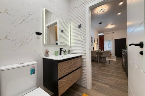 Продажа квартиры в Торревьеха, Аликанте, Испания 2 спальни, 59м2 №184241 - фото 23