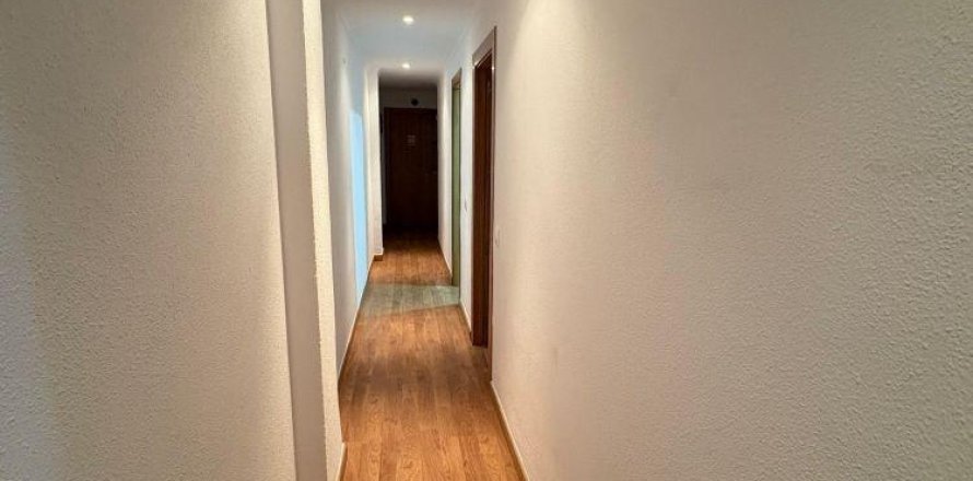 Wohnung in Torrevieja, Alicante, Spanien 2 Schlafzimmer, 90 m2 Nr. 184247