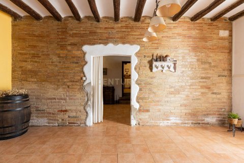 House for sale in Piera, Barcelona, Spain 11 bedrooms, 1434 sq.m. No. 177857 - photo 13