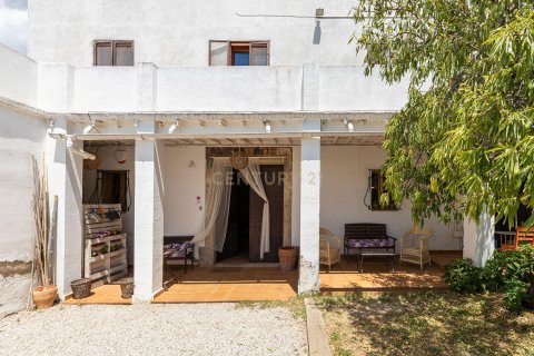 House for sale in Piera, Barcelona, Spain 11 bedrooms, 1434 sq.m. No. 177857 - photo 5