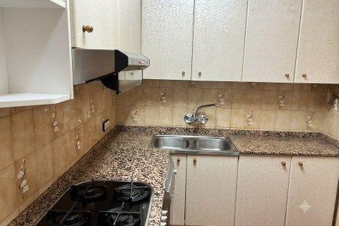 Wohnung zum Verkauf in Barcelona, Spanien 3 Schlafzimmer, 75 m2 Nr. 177855 - Foto 2