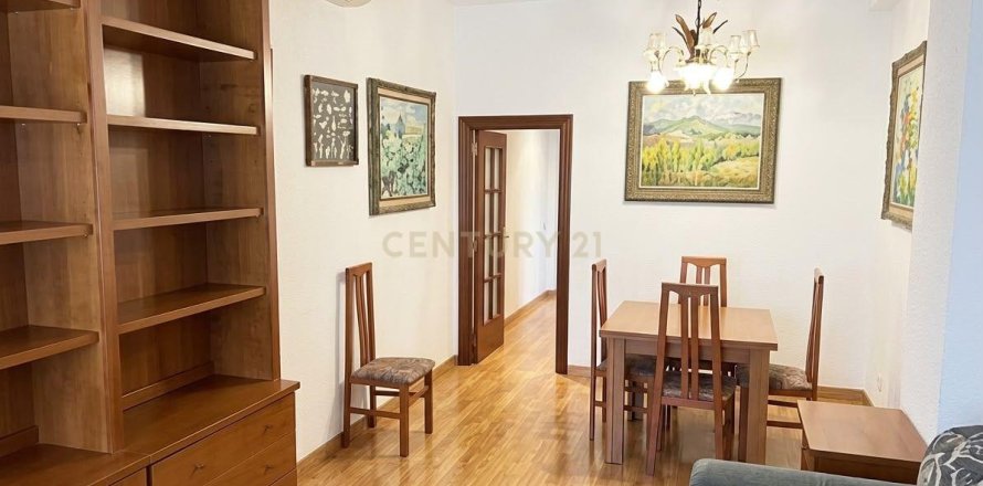 Wohnung in Barcelona, Spanien 3 Schlafzimmer, 75 m2 Nr. 177855