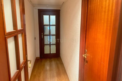 Wohnung zum Verkauf in Barcelona, Spanien 3 Schlafzimmer, 75 m2 Nr. 177855 - Foto 7