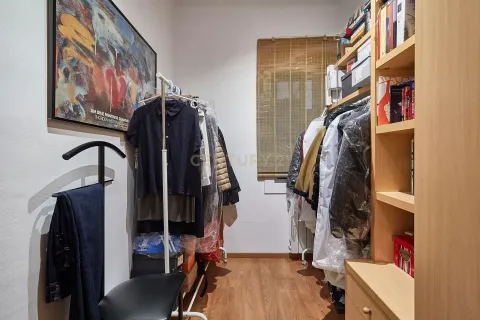 Wohnung zum Verkauf in Barcelona, Spanien 4 Schlafzimmer, 84 m2 Nr. 177856 - Foto 18